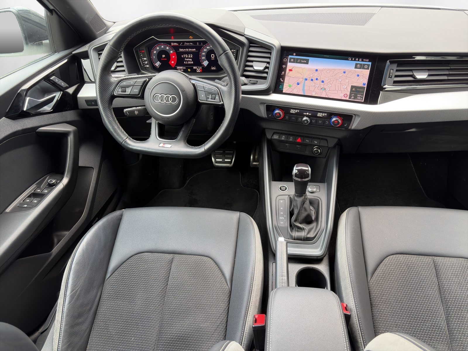 AUDI A1 Sportback 40 TFSI S line, Petrol, Second hand / Used, Automatic - 7