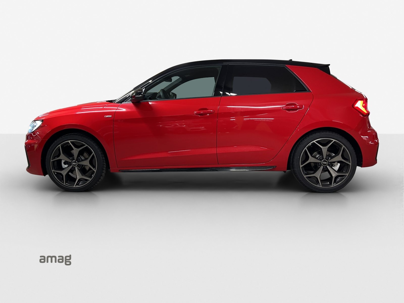 AUDI A1 Sportback 30 TFSI S line Attraction, Essence, Occasion / Utilisé, Automatique - 2