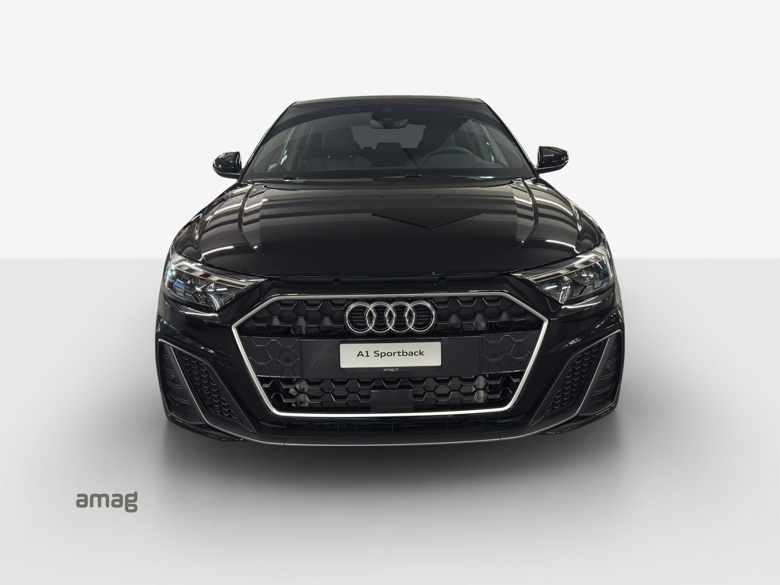 AUDI A1 Sportback 35 TFSI S line, Benzin, Occasion / Gebraucht, Automatik - 7