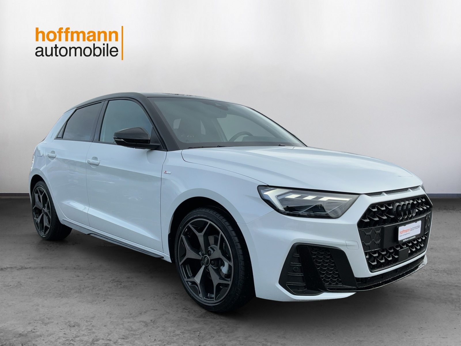 AUDI A1 Sportback 35 TFSI S line, Petrol, Second hand / Used, Automatic - 3
