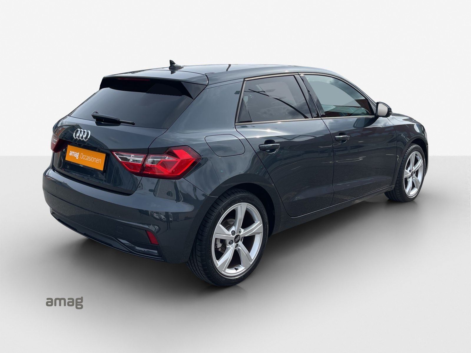AUDI A1 Sportback 30 TFSI advanced, Petrol, Second hand / Used, Automatic - 5