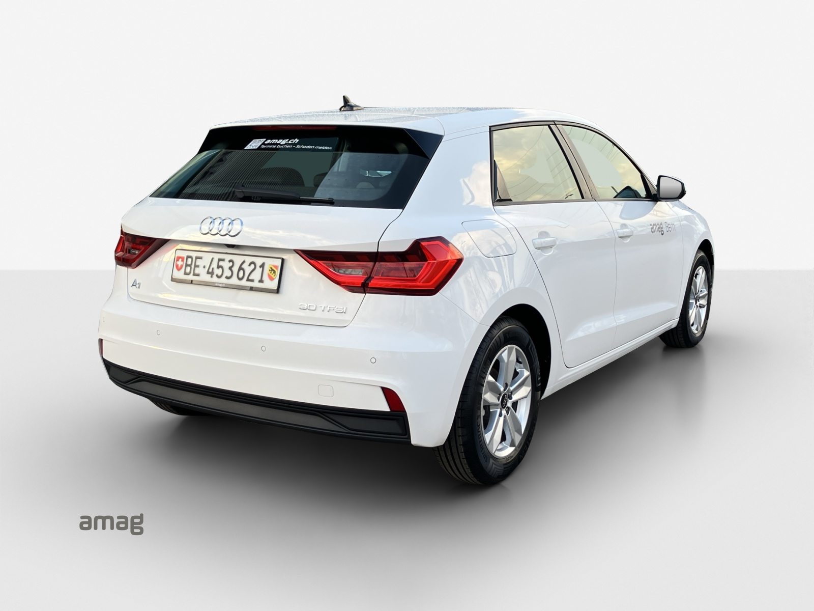 AUDI A1 Sportback 30 TFSI Attraction, Benzin, Occasion / Gebraucht, Automatik - 5