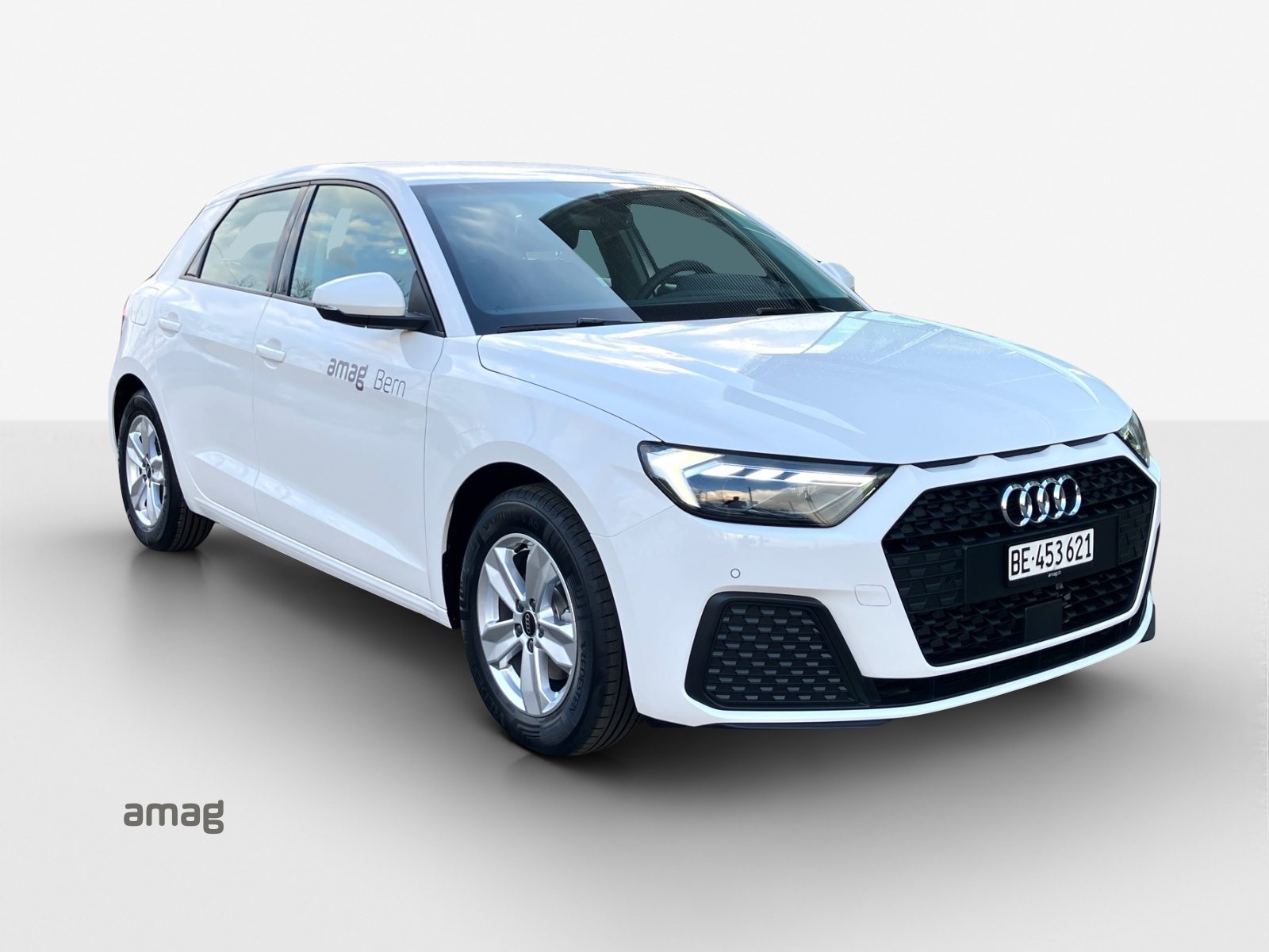 AUDI A1 Sportback 30 TFSI Attraction, Benzin, Occasion / Gebraucht, Automatik - 6