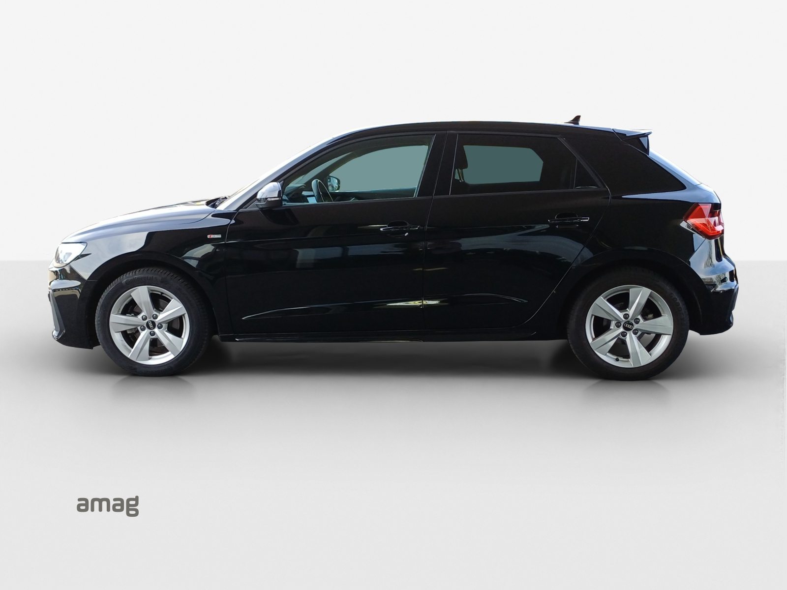 AUDI A1 Sportback 30 TFSI S line Attraction, Petrol, Second hand / Used, Automatic - 2