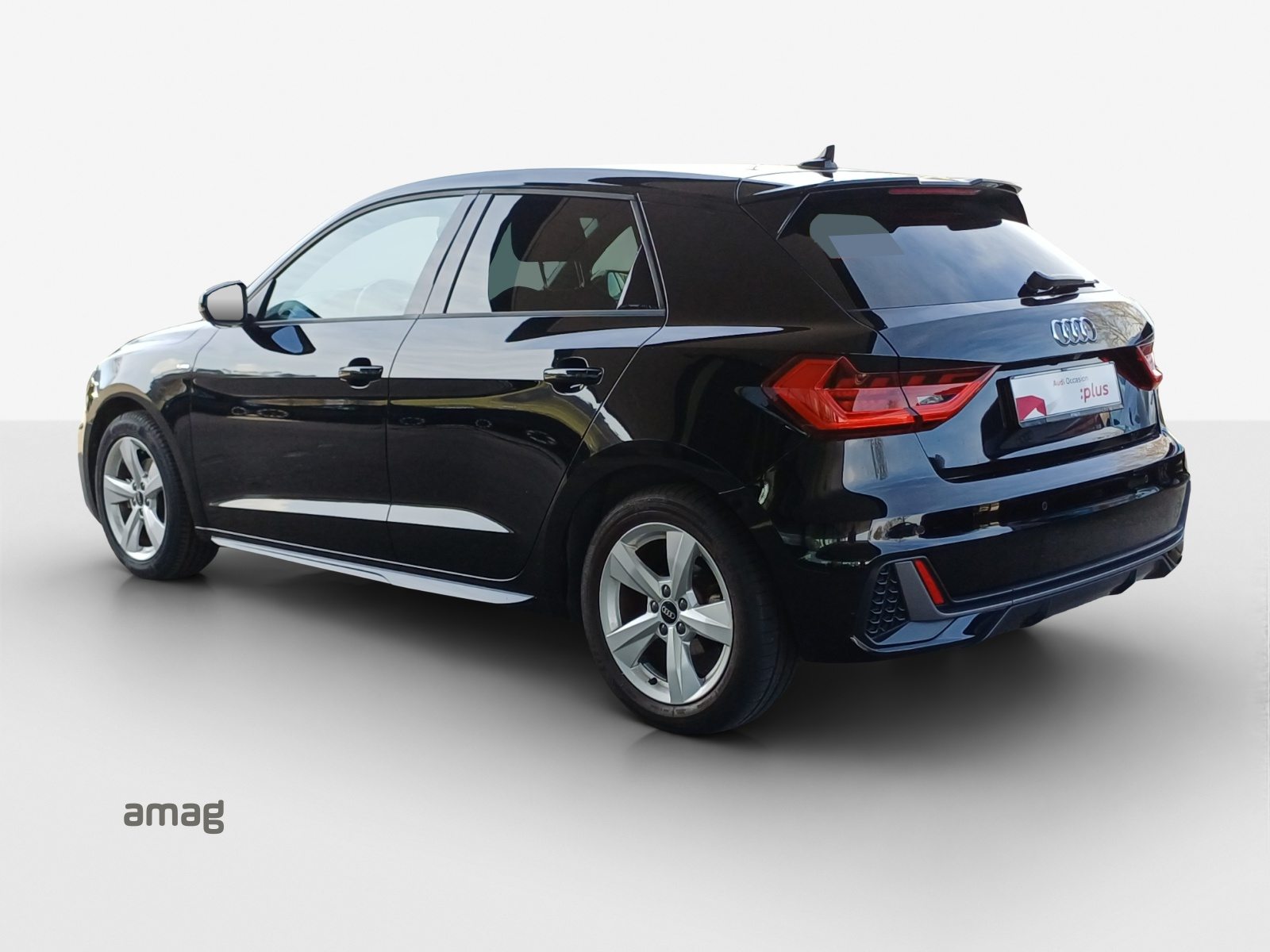 AUDI A1 Sportback 30 TFSI S line Attraction, Petrol, Second hand / Used, Automatic - 3