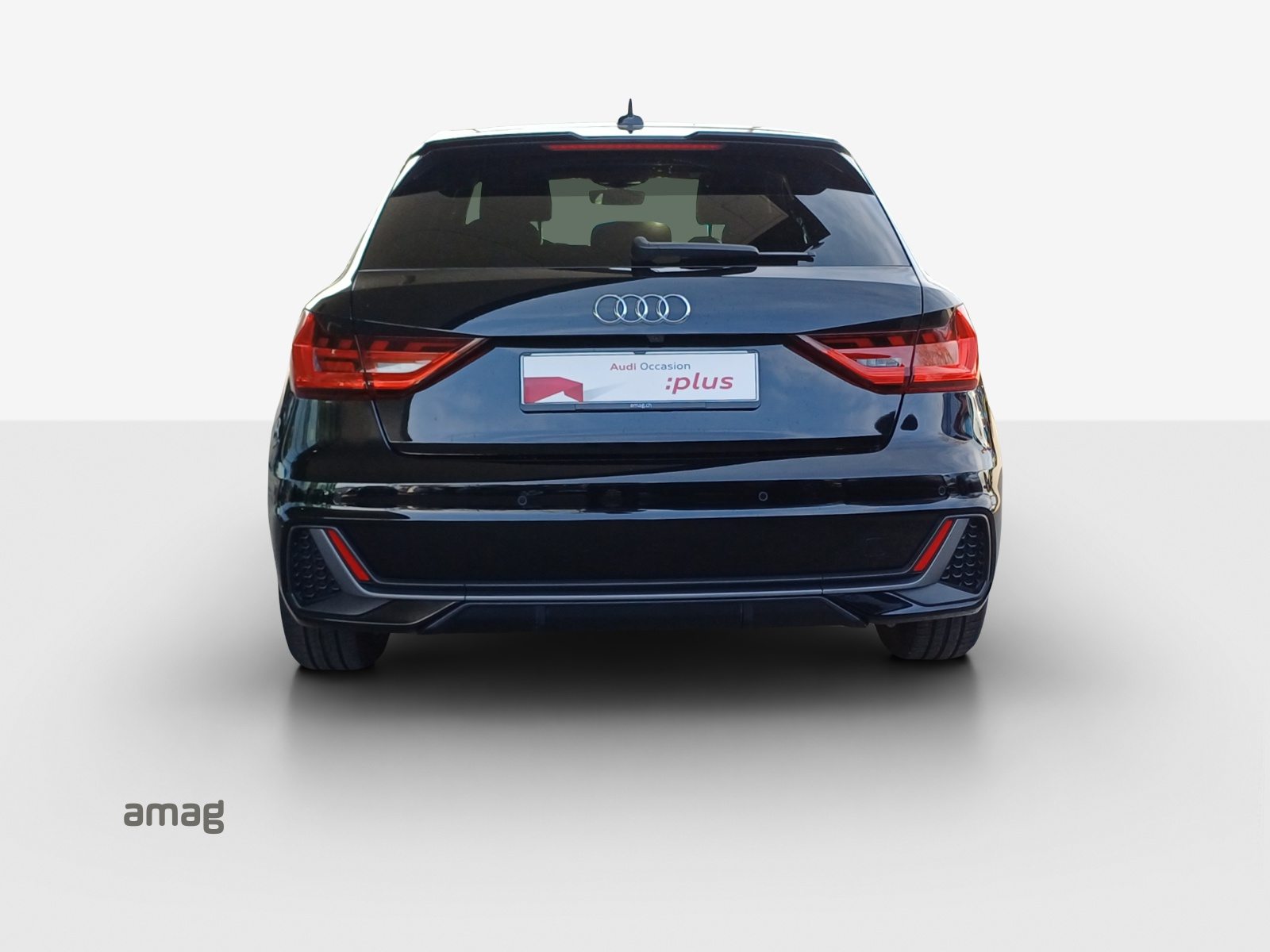 AUDI A1 Sportback 30 TFSI S line Attraction, Petrol, Second hand / Used, Automatic - 4