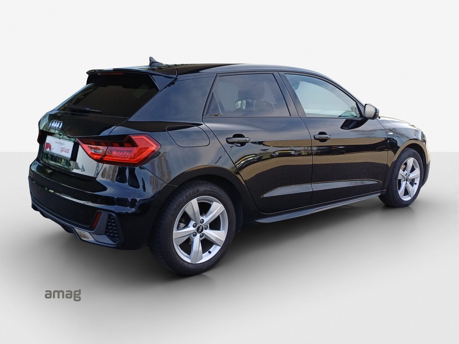 AUDI A1 Sportback 30 TFSI S line Attraction, Petrol, Second hand / Used, Automatic - 5