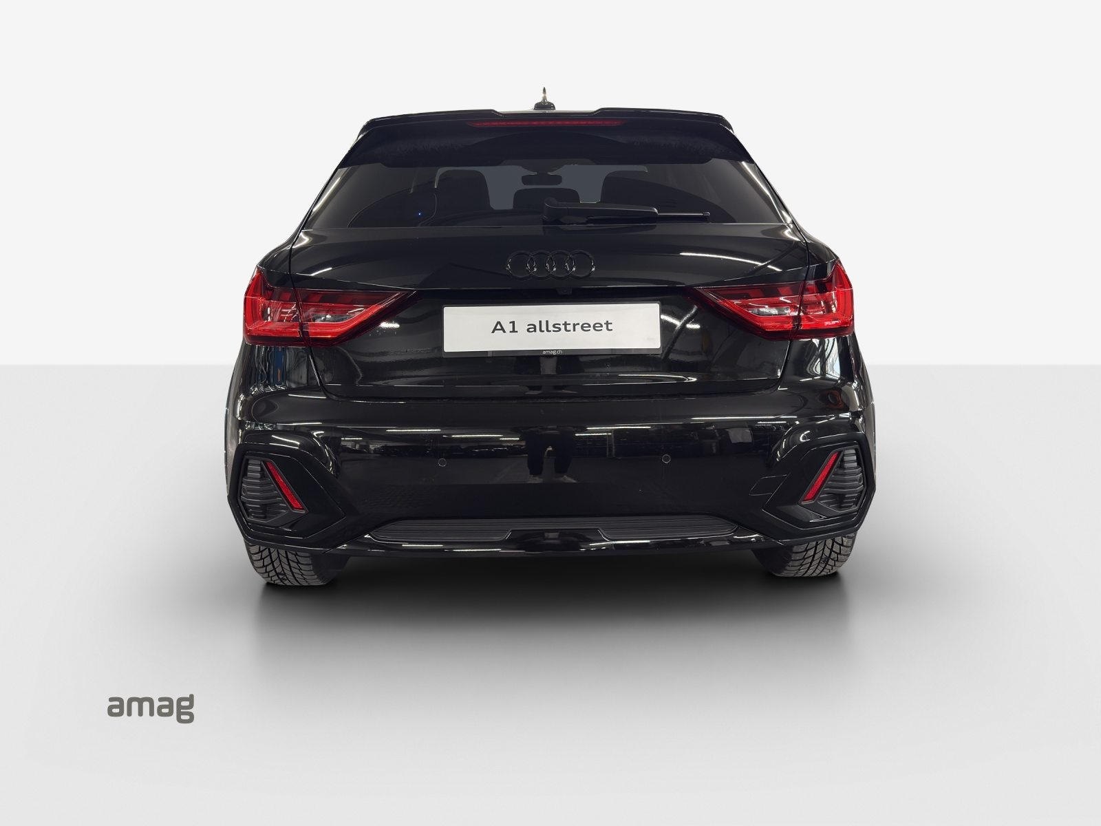 AUDI A1 allstreet 30 TFSI Attraction, Benzin, Occasion / Gebraucht, Automatik - 4