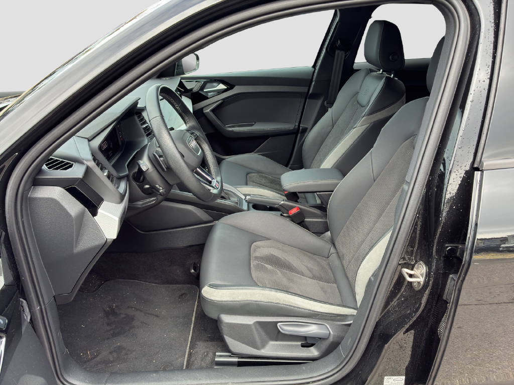 AUDI A1 Sportback 1.5 35 TFSI S Line S-Tronic, Petrol, Second hand / Used, Automatic - 6
