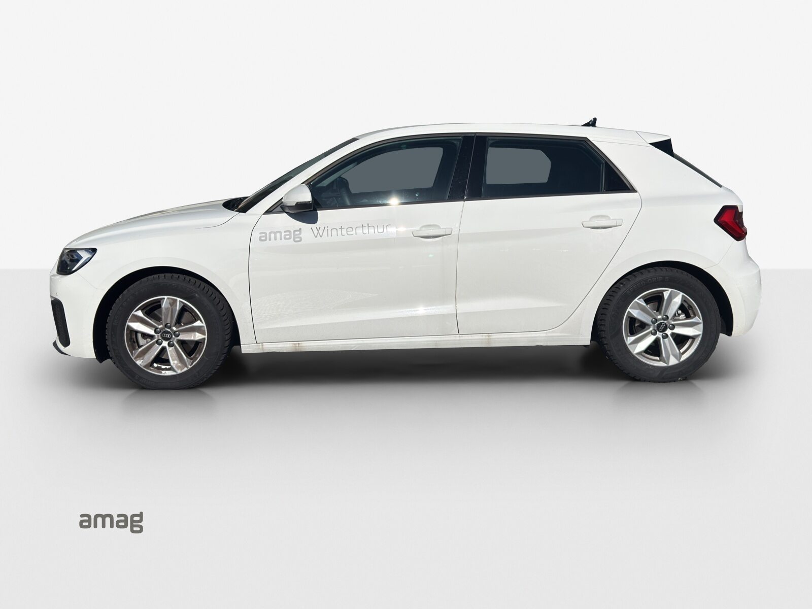 AUDI A1 Sportback 30 TFSI Attraction, Petrol, Second hand / Used, Automatic - 2