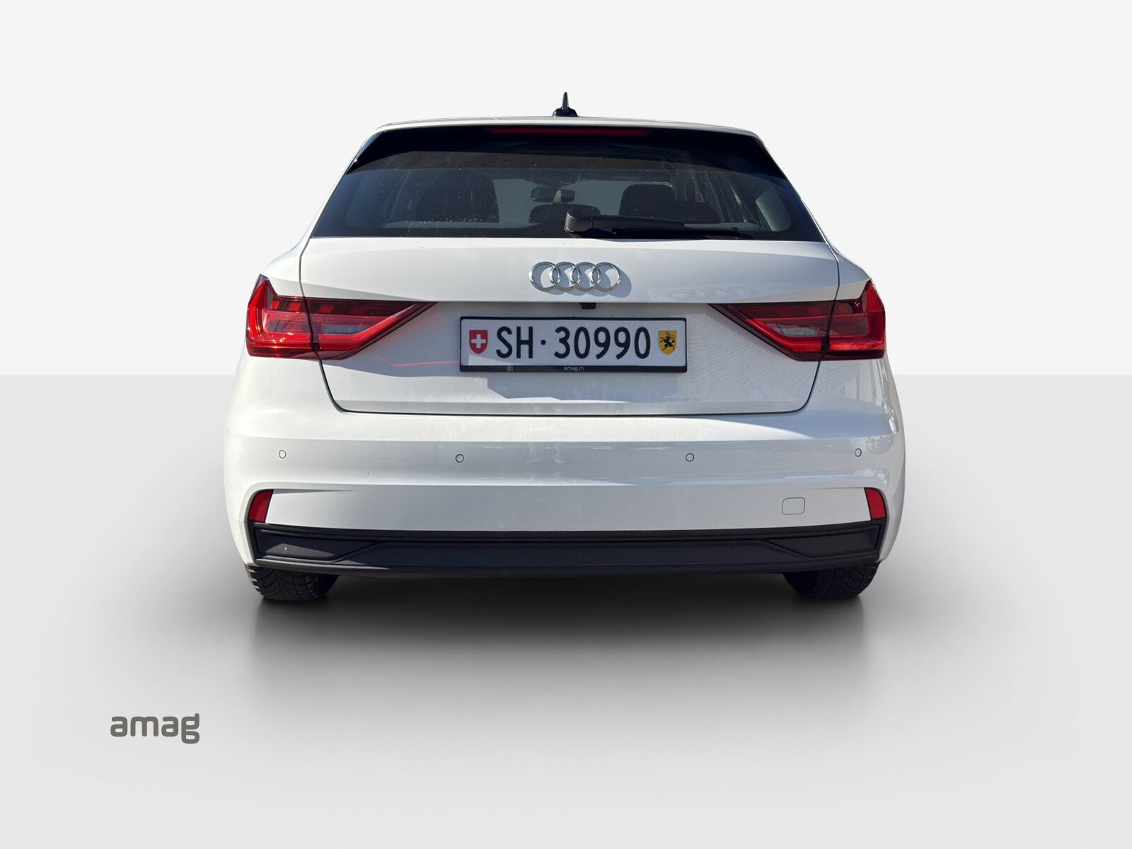 AUDI A1 Sportback 30 TFSI Attraction, Petrol, Second hand / Used, Automatic - 4
