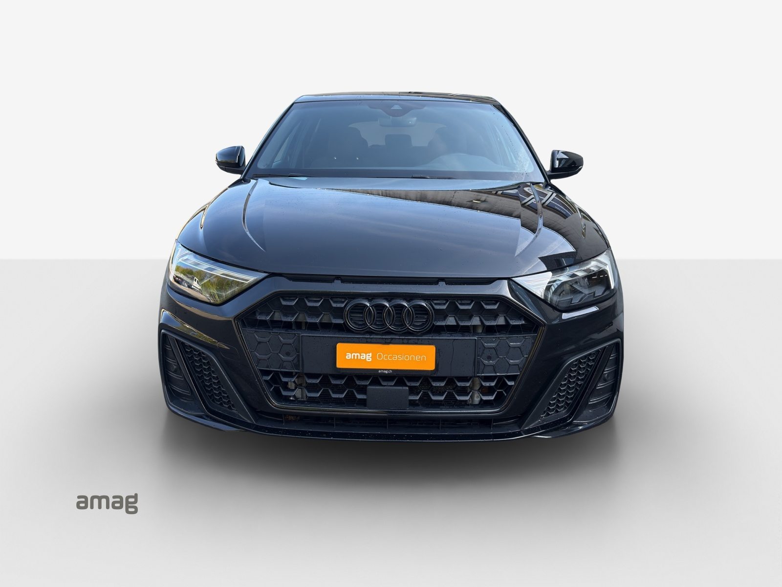 AUDI A1 Sportback 35 TFSI S line, Benzin, Occasion / Gebraucht, Automatik - 7