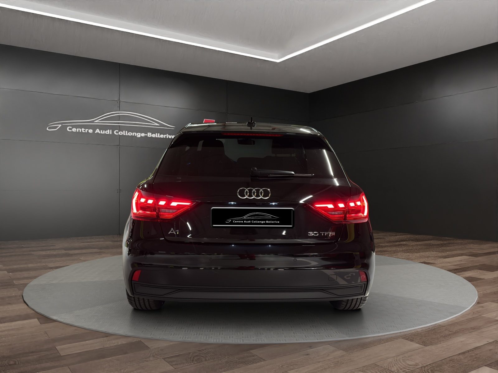 AUDI A1 Sportback 30 TFSI Attraction, Benzin, Occasion / Gebraucht, Automatik - 5