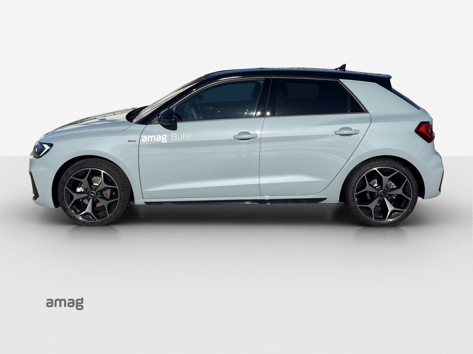 AUDI A1 Sportback 35 TFSI S line, Petrol, Second hand / Used, Automatic - 2