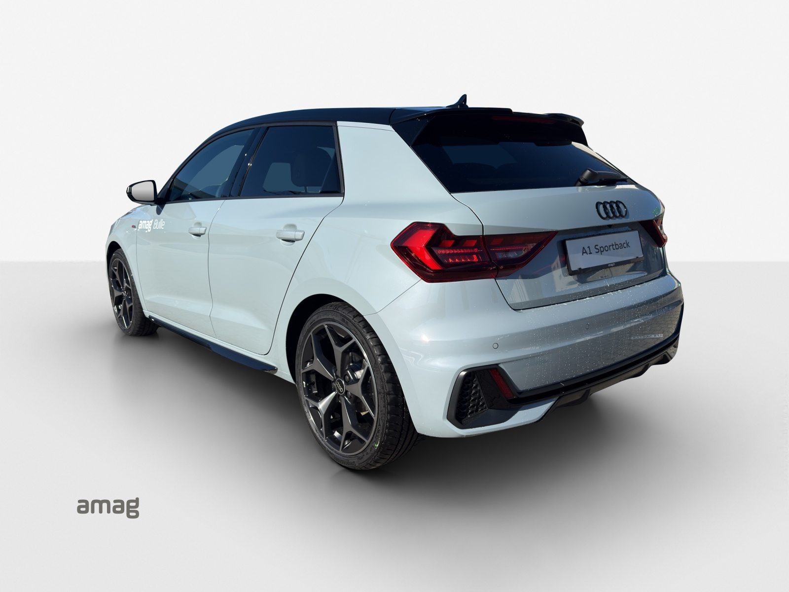 AUDI A1 Sportback 35 TFSI S line, Petrol, Second hand / Used, Automatic - 4