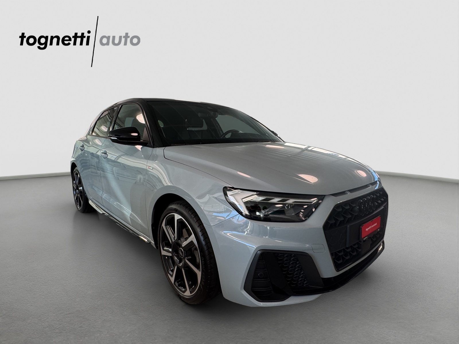 AUDI A1 Sportback 30 TFSI S line Attraction, Benzin, Occasion / Gebraucht, Automatik - 2