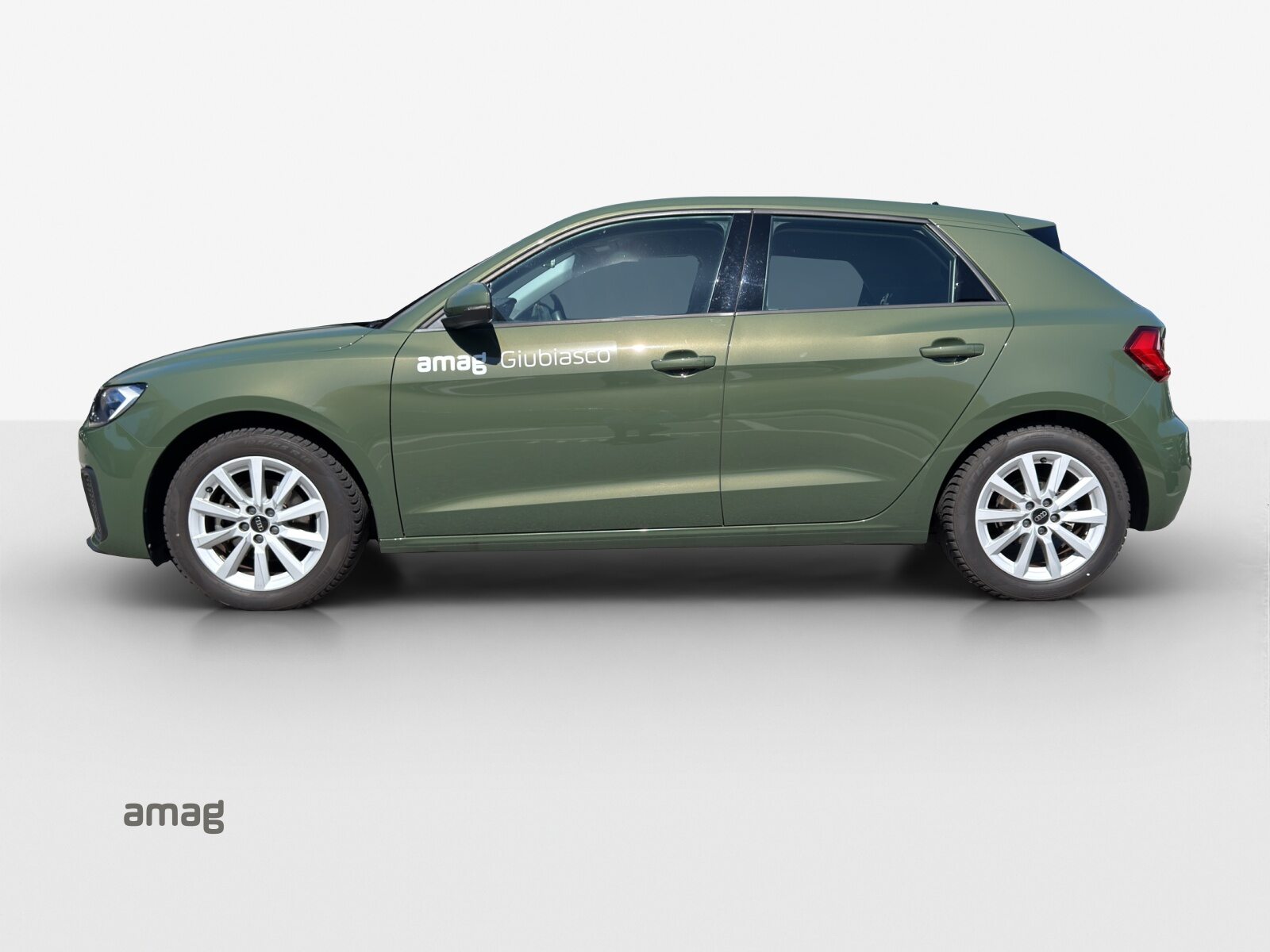 AUDI A1 Sportback 30 TFSI Attraction, Benzin, Occasion / Gebraucht, Automatik - 2