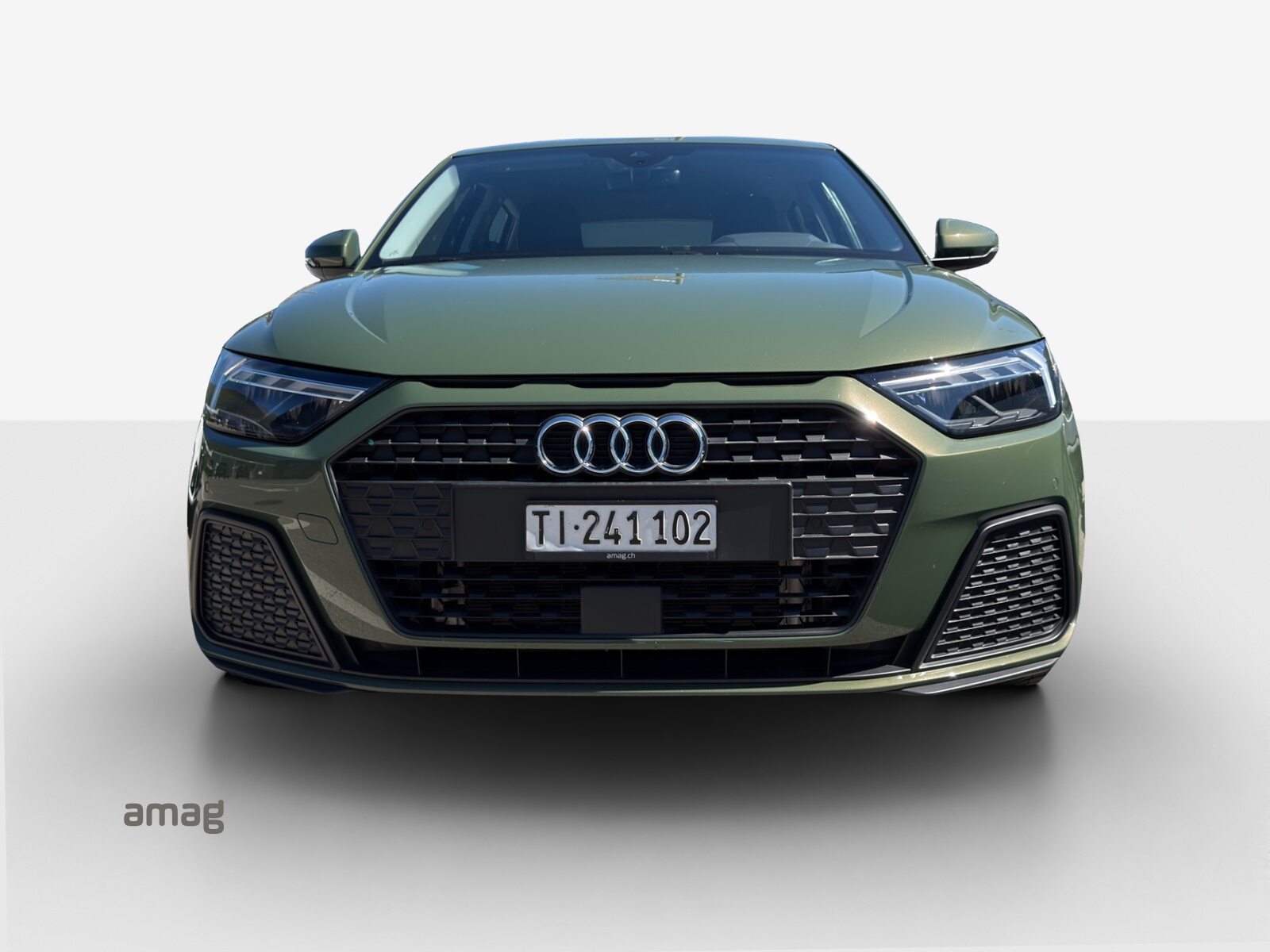 AUDI A1 Sportback 30 TFSI Attraction, Benzin, Occasion / Gebraucht, Automatik - 7