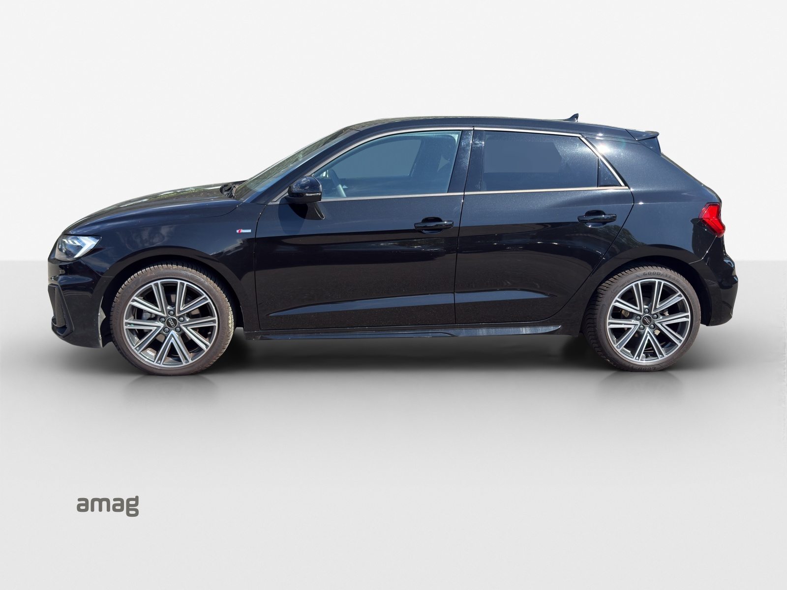 AUDI A1 Sportback 35 TFSI S line, Petrol, Second hand / Used, Automatic - 2