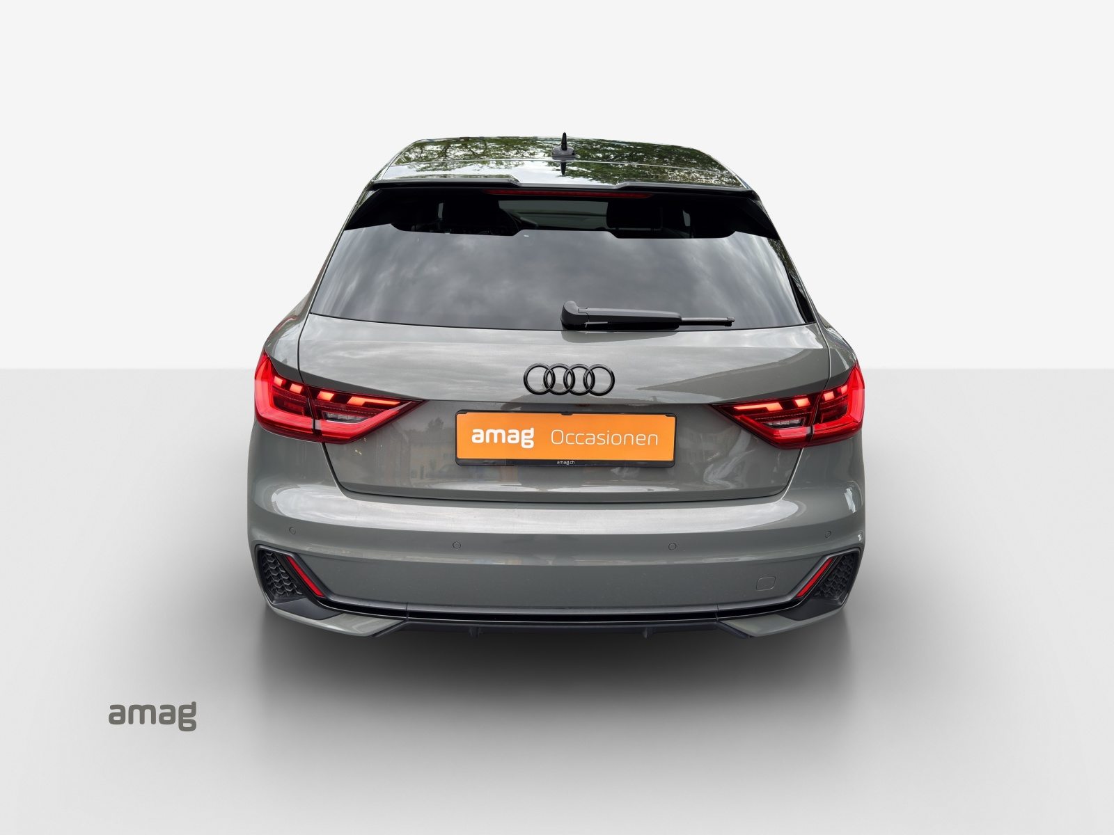 AUDI A1 Sportback 35 TFSI S line, Benzin, Occasion / Gebraucht, Automatik - 4