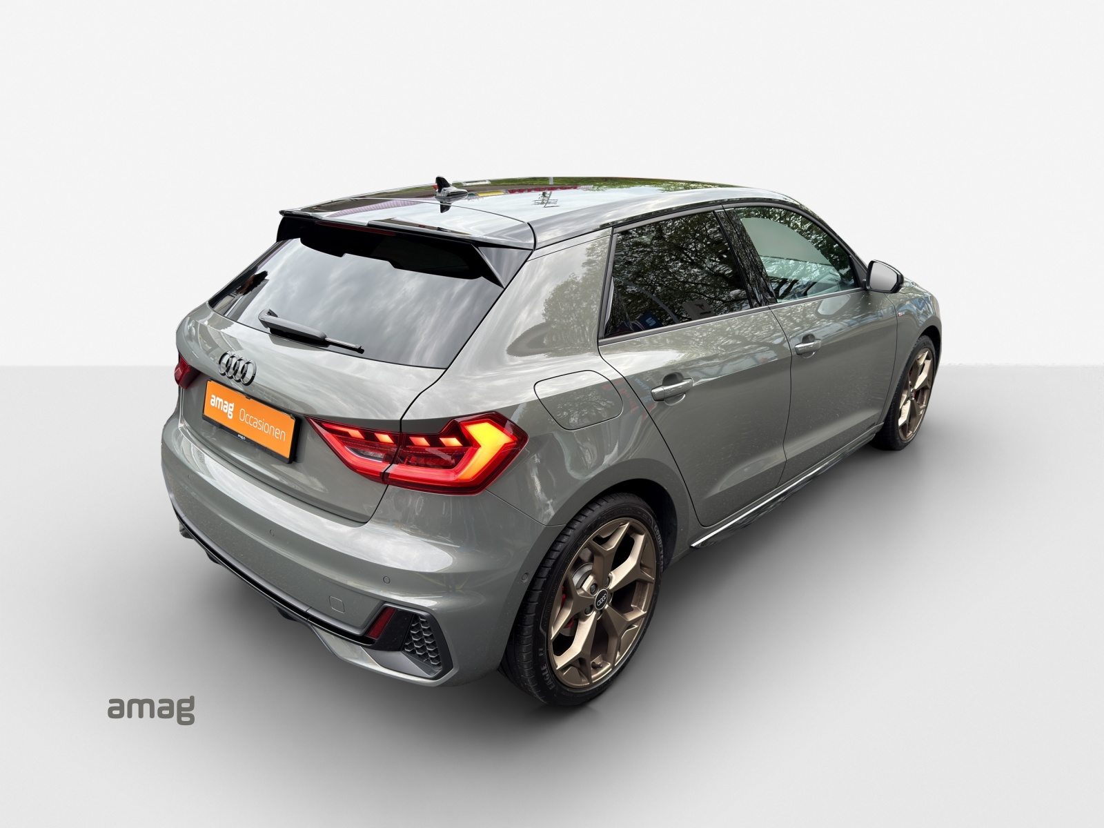 AUDI A1 Sportback 35 TFSI S line, Benzin, Occasion / Gebraucht, Automatik - 5