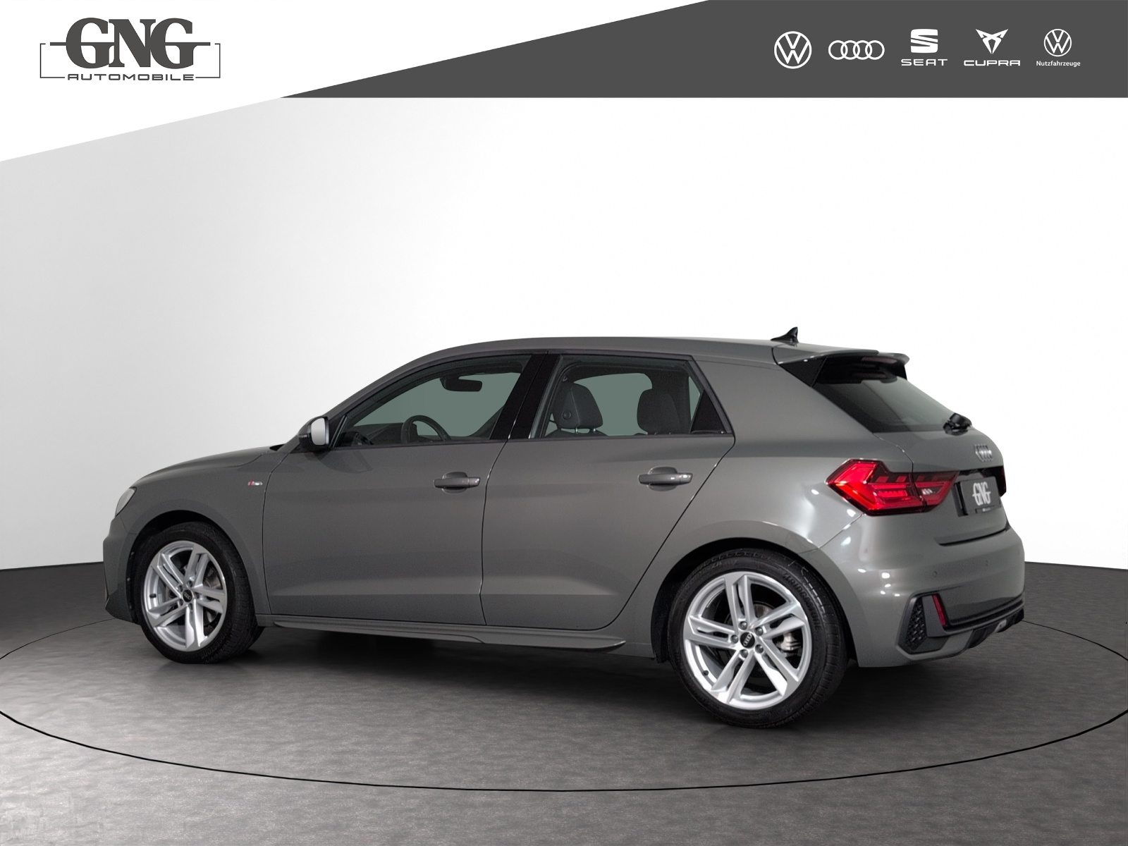 AUDI A1 Sportback 35 TFSI S line, Petrol, Second hand / Used, Automatic - 2