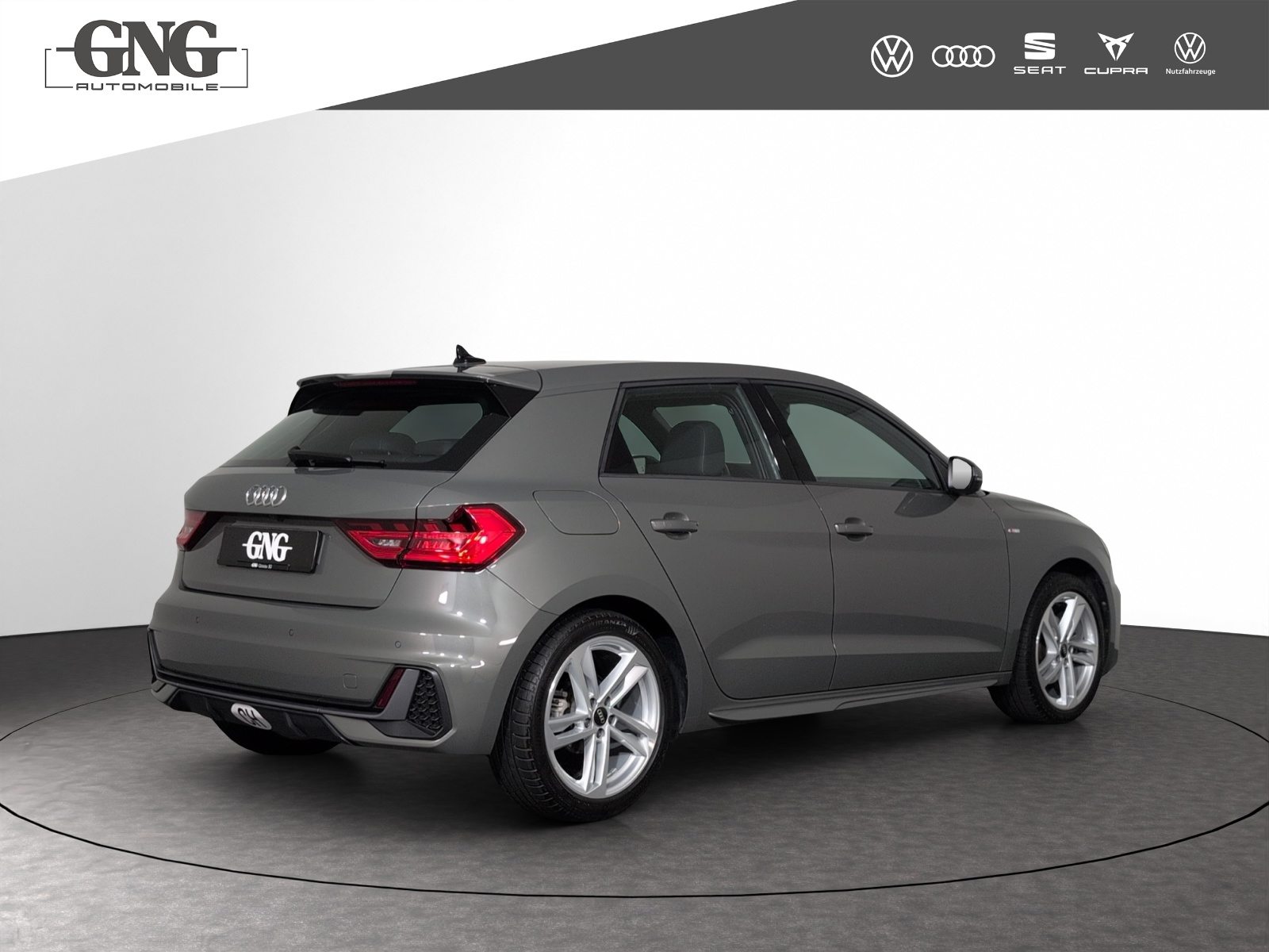 AUDI A1 Sportback 35 TFSI S line, Petrol, Second hand / Used, Automatic - 3