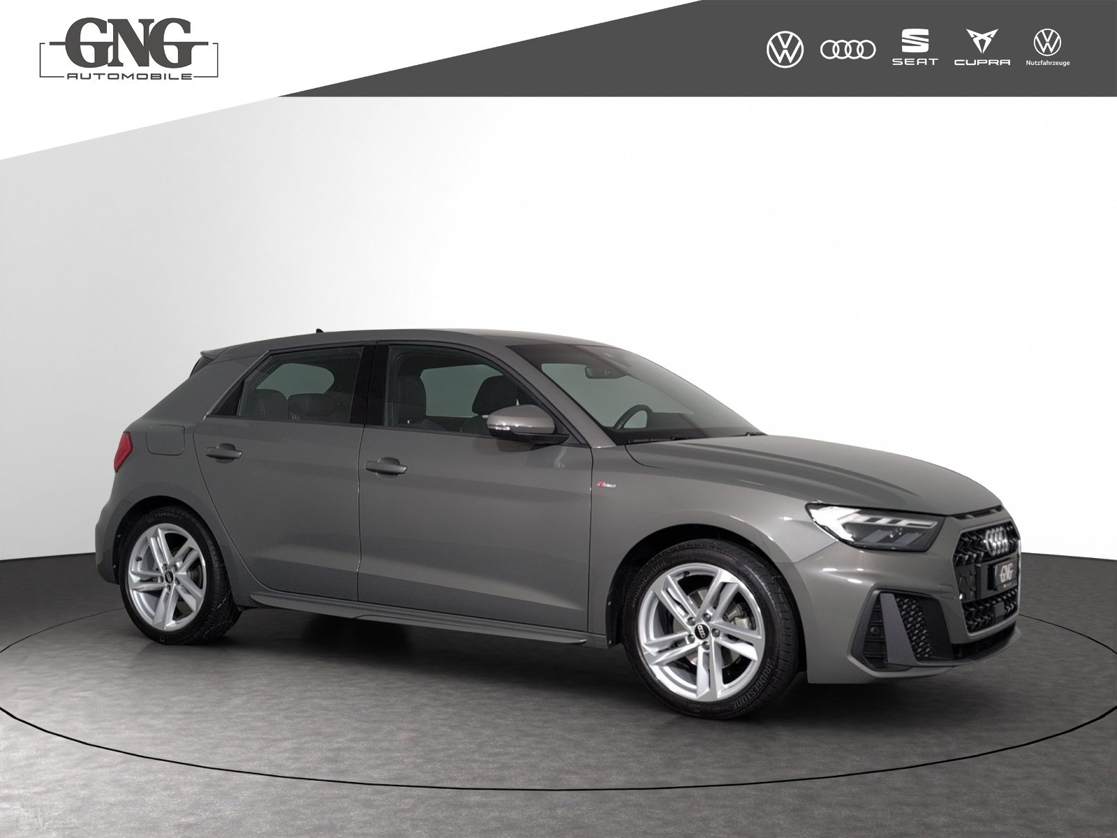 AUDI A1 Sportback 35 TFSI S line, Petrol, Second hand / Used, Automatic - 4