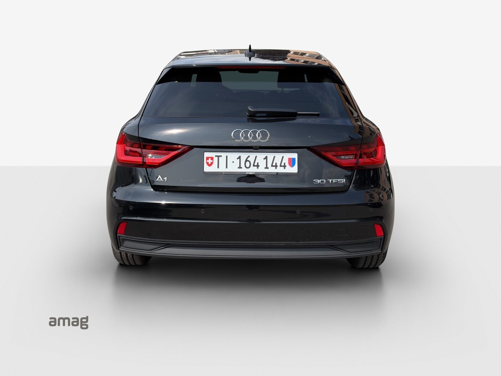 AUDI A1 Sportback 30 TFSI Attraction, Benzin, Occasion / Gebraucht, Automatik - 4