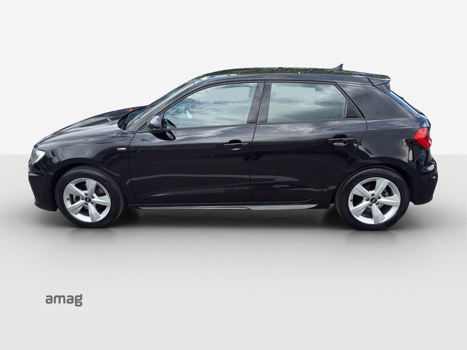 AUDI A1 Sportback 30 TFSI S line Attraction, Essence, Occasion / Utilisé, Automatique - 2