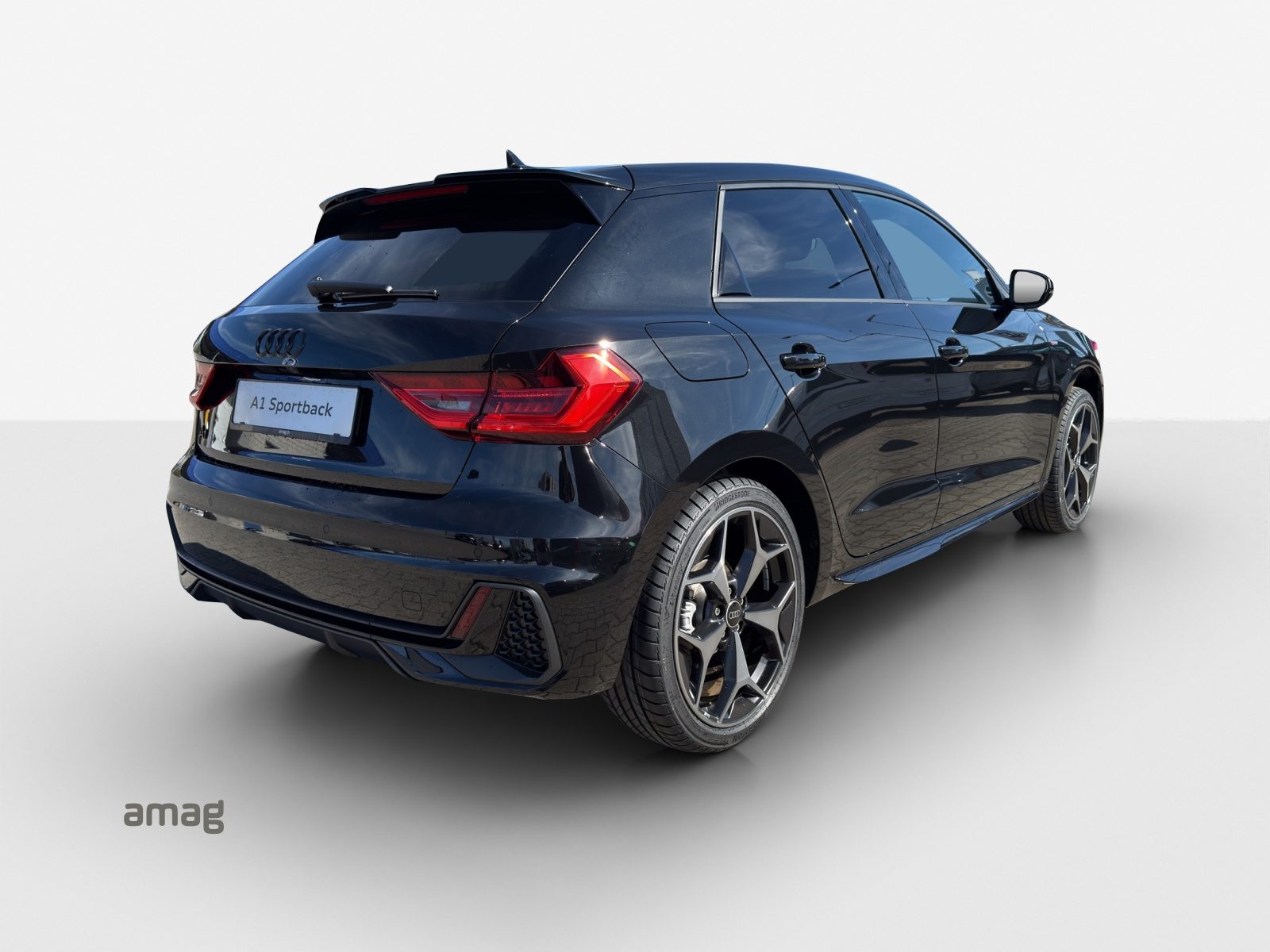 AUDI A1 Sportback 30 TFSI S line Attraction, Benzin, Occasion / Gebraucht, Automatik - 5