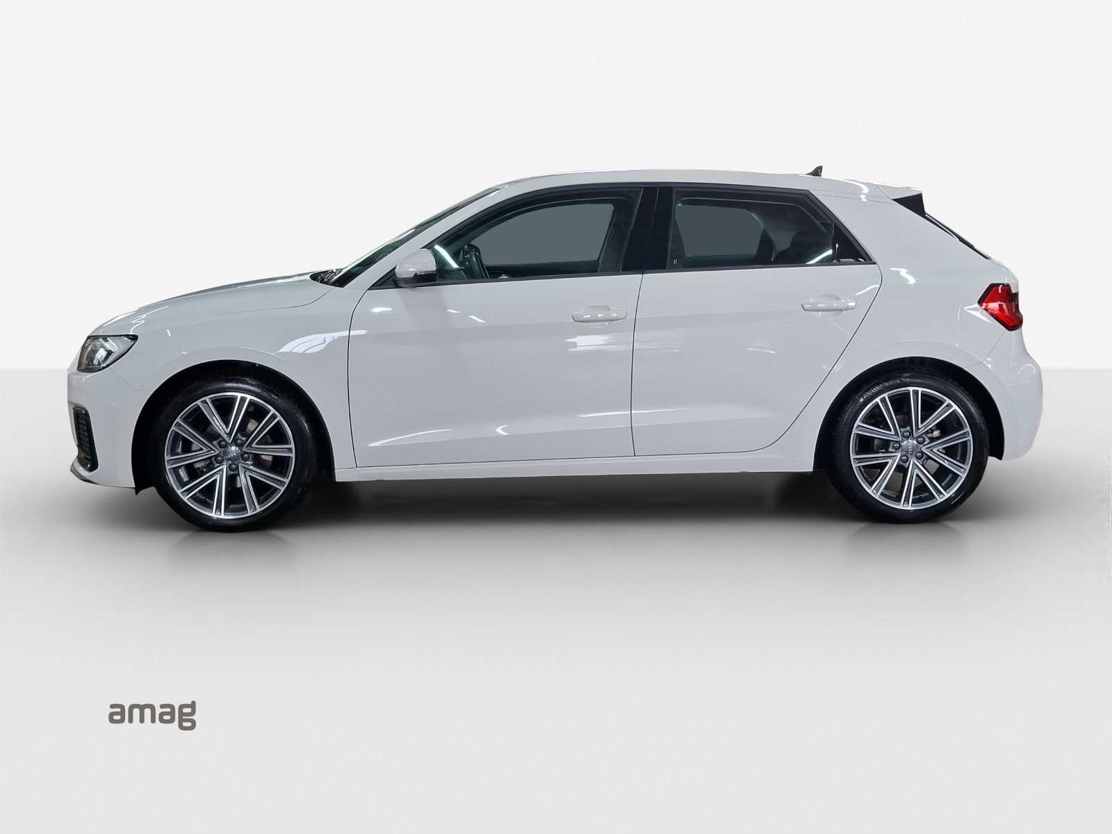 AUDI A1 Sportback 30 TFSI advanced, Petrol, Second hand / Used, Automatic - 2