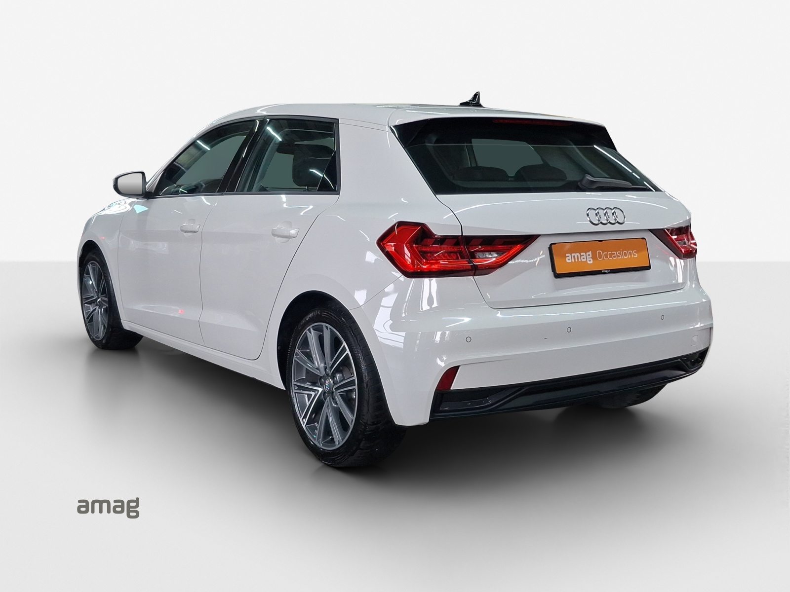 AUDI A1 Sportback 30 TFSI advanced, Petrol, Second hand / Used, Automatic - 3