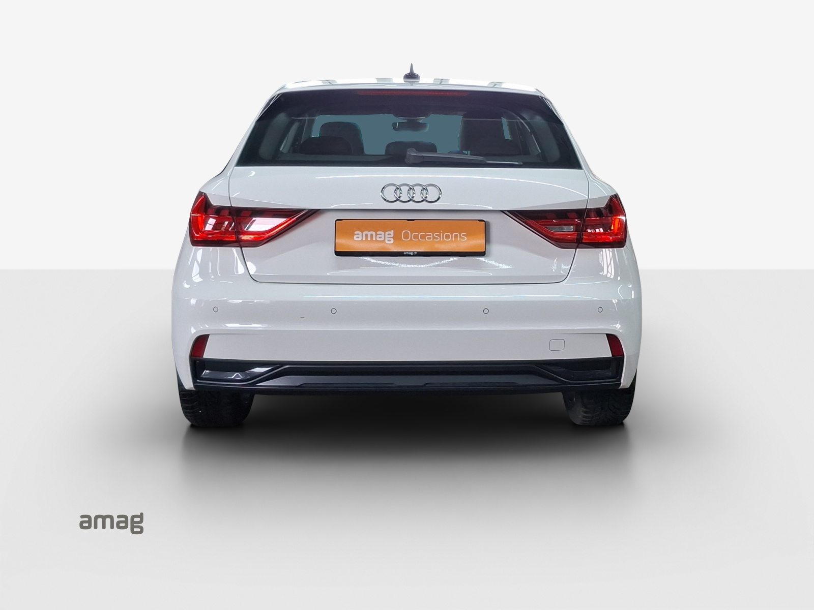 AUDI A1 Sportback 30 TFSI advanced, Petrol, Second hand / Used, Automatic - 4