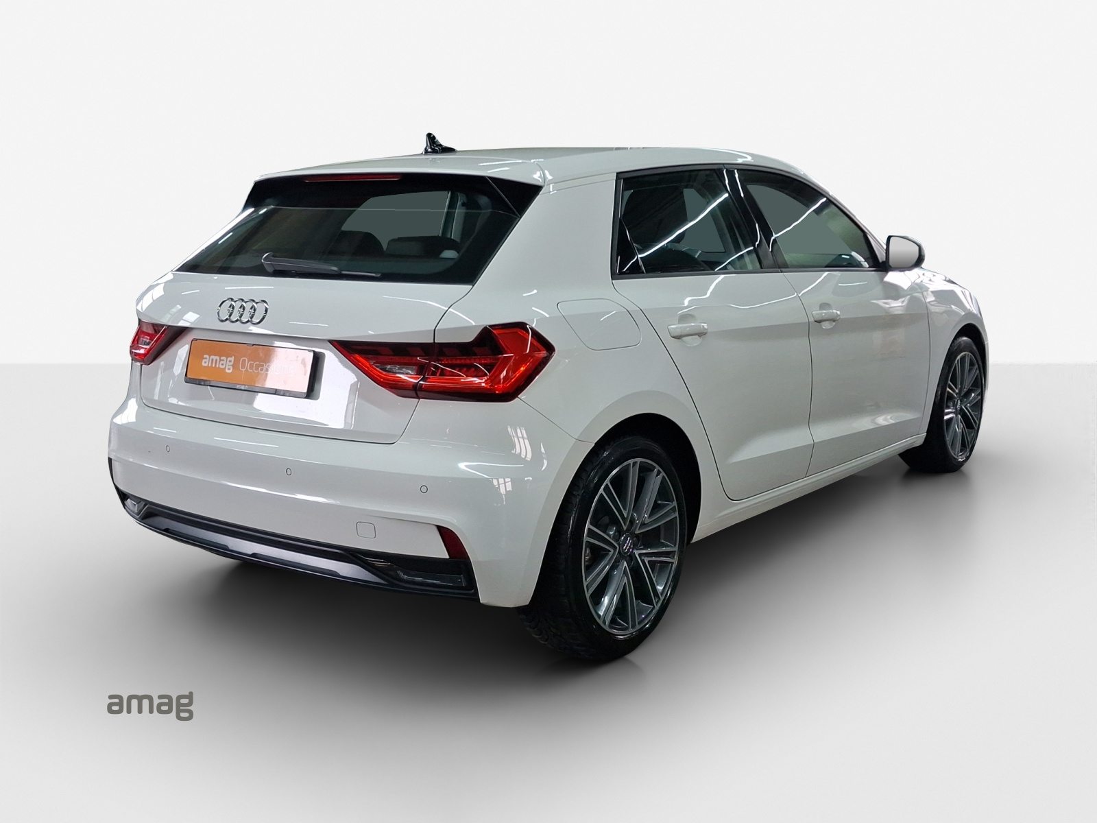 AUDI A1 Sportback 30 TFSI advanced, Petrol, Second hand / Used, Automatic - 5