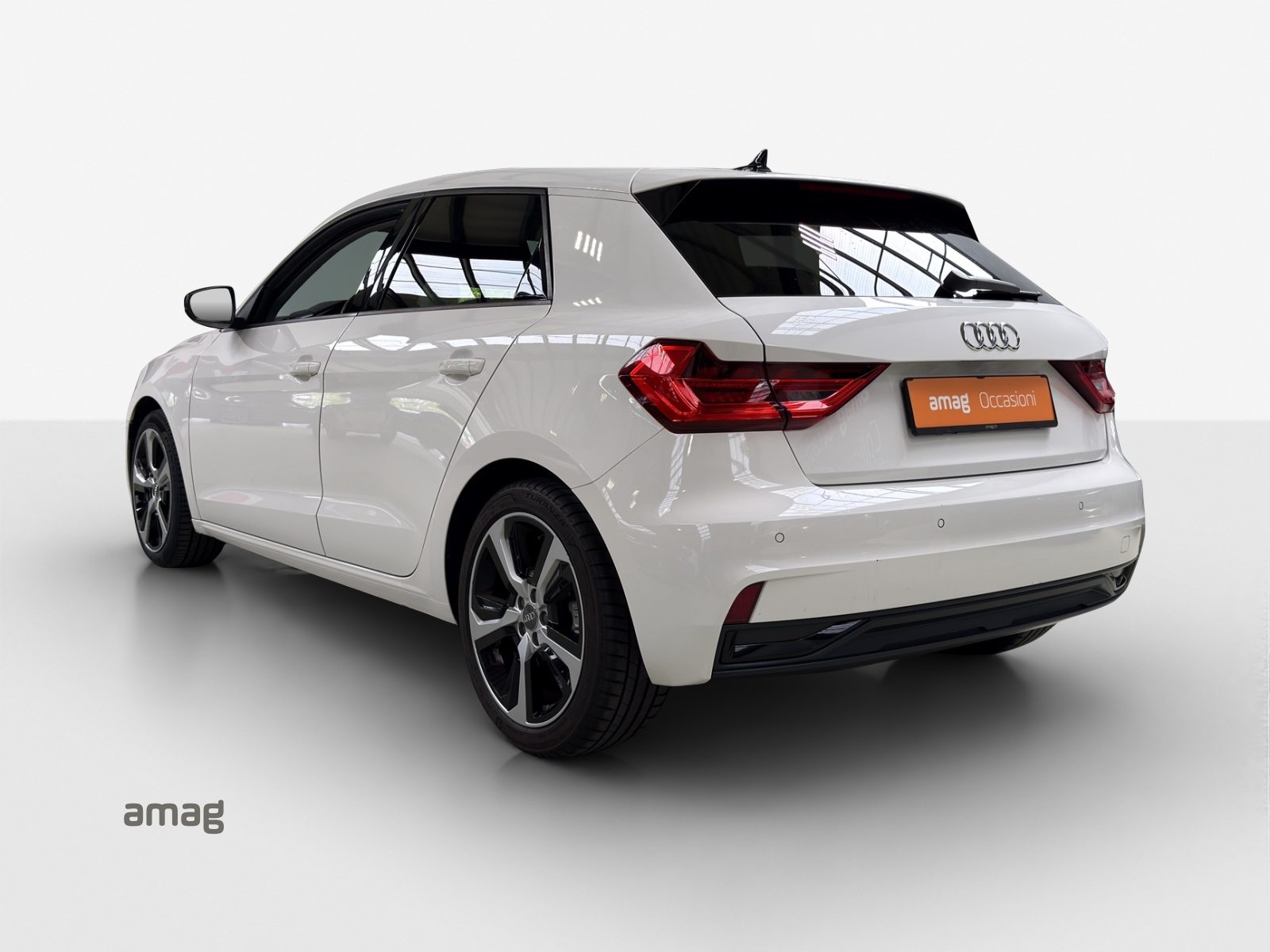 AUDI A1 Sportback 35 TFSI advanced, Petrol, Second hand / Used, Automatic - 3