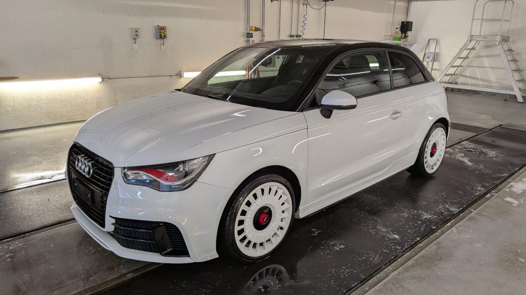 AUDI A1 2.0 TFSI Limited quattro, Petrol, Second hand / Used, Manual - 2