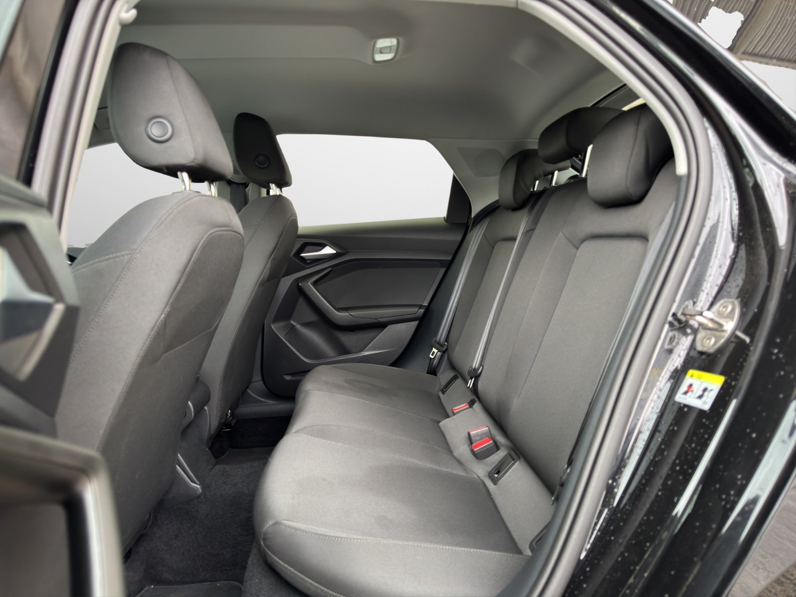 AUDI A1 Sportback 1.0 30 TFSI Attraction S-Tronic, Benzin, Occasion / Gebraucht, Automatik - 6