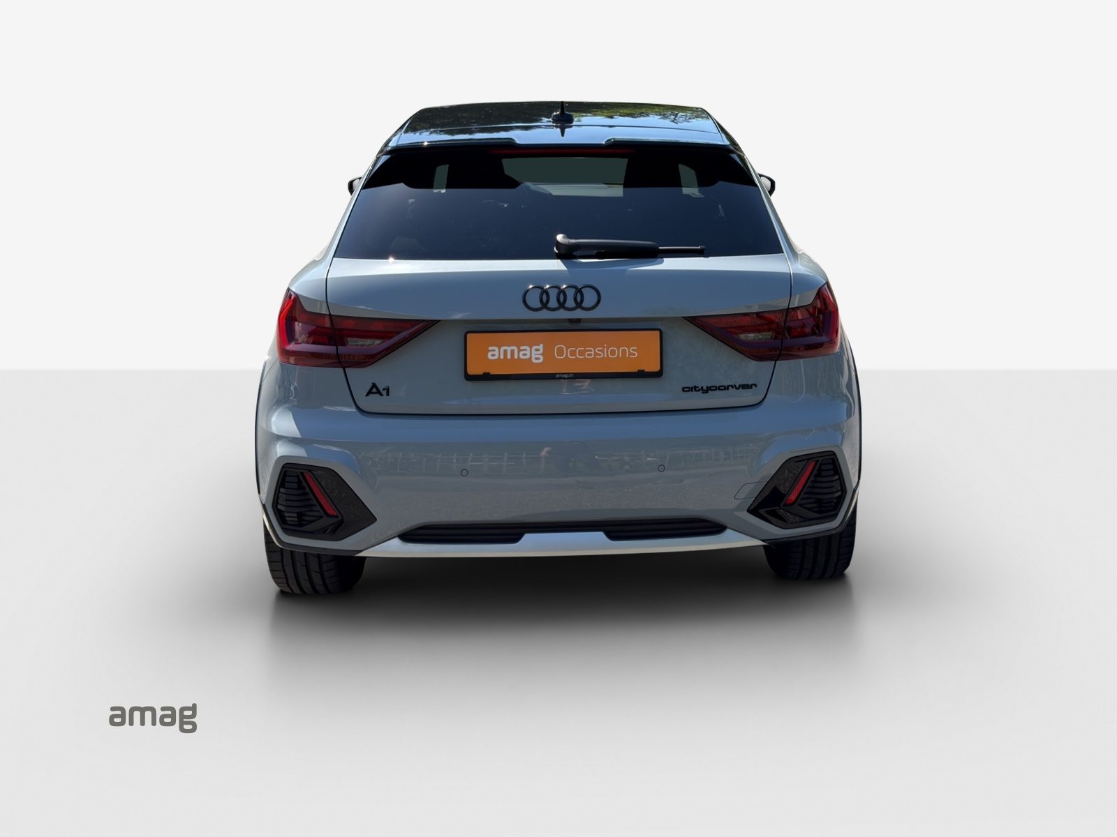 AUDI A1 citycarver 30 TFSI Attraction, Petrol, Second hand / Used, Automatic - 4