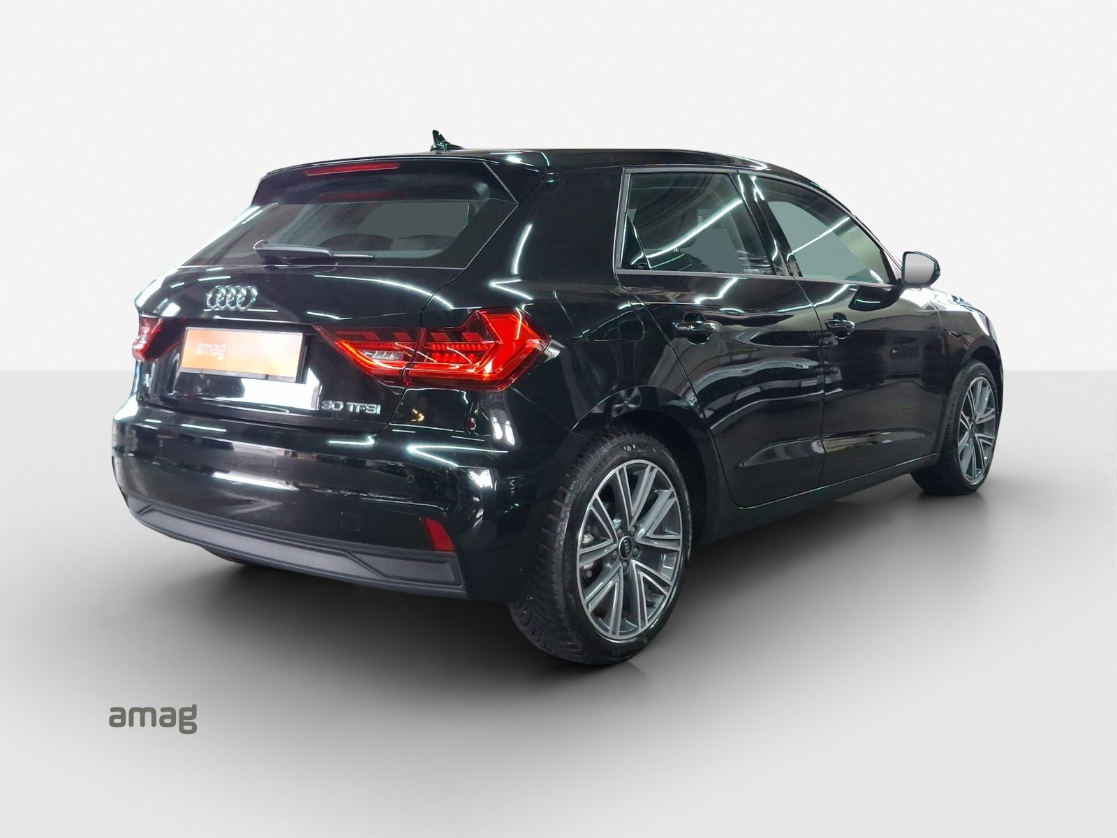 AUDI A1 Sportback 30 TFSI Attraction, Petrol, Second hand / Used, Automatic - 5