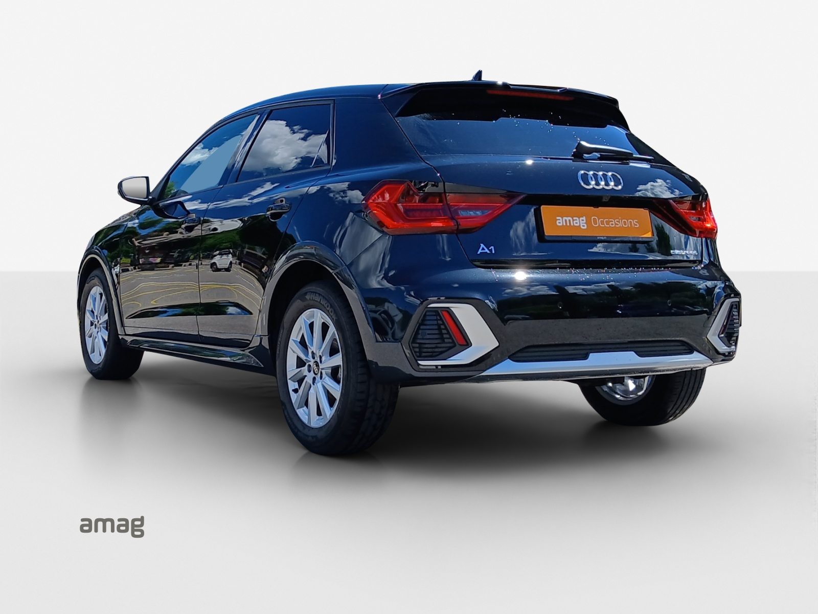 AUDI A1 allstreet 30 TFSI Attraction, Benzin, Occasion / Gebraucht, Automatik - 3