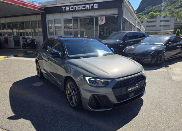 AUDI A1 Spb. 35 TFSI S line, Petrol, Second hand / Used, Manual - 4