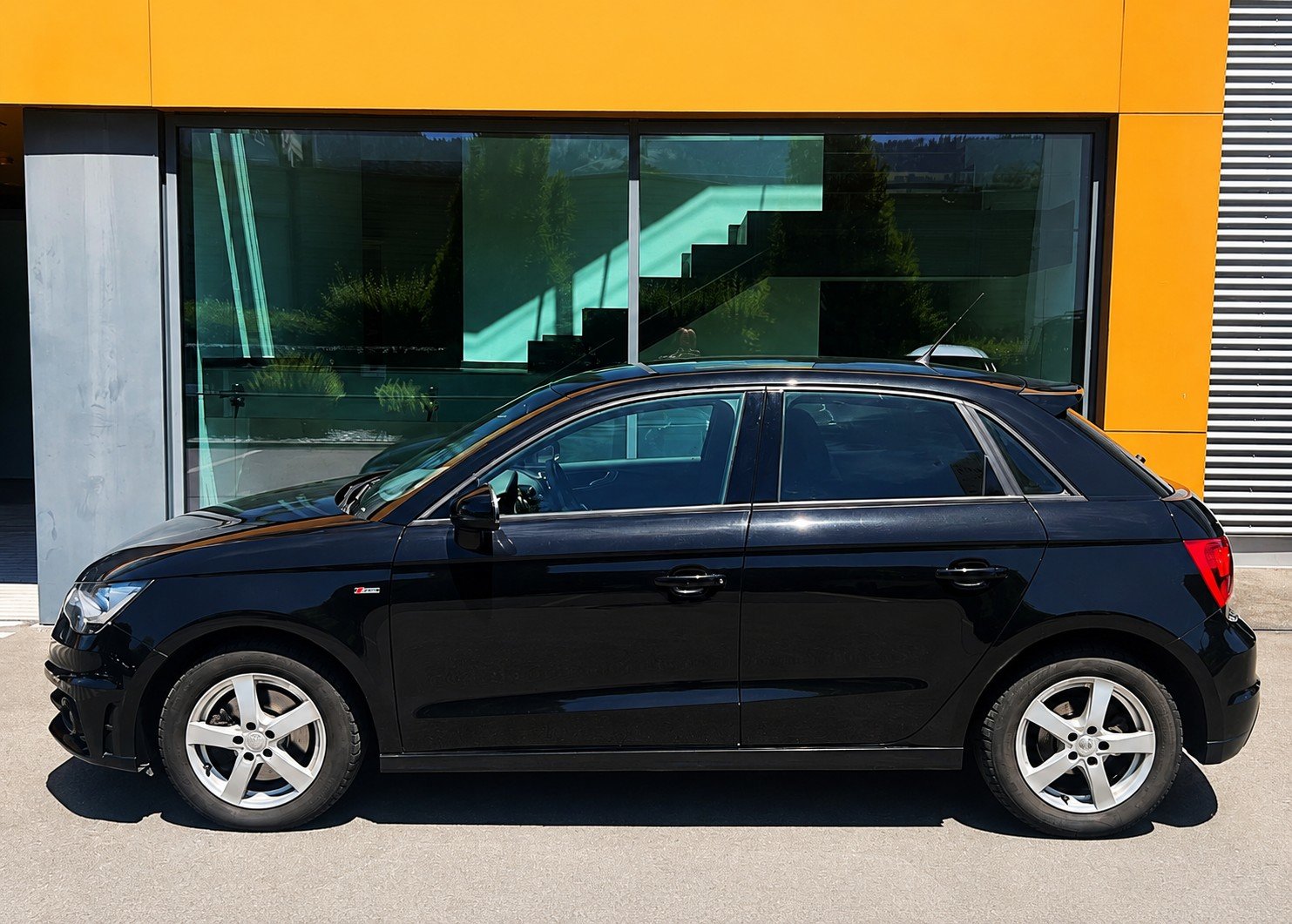 AUDI A1 Sportback Sport 1.4 TFSI Ambition S-Tronic, Benzin, Occasion / Gebraucht, Automatik