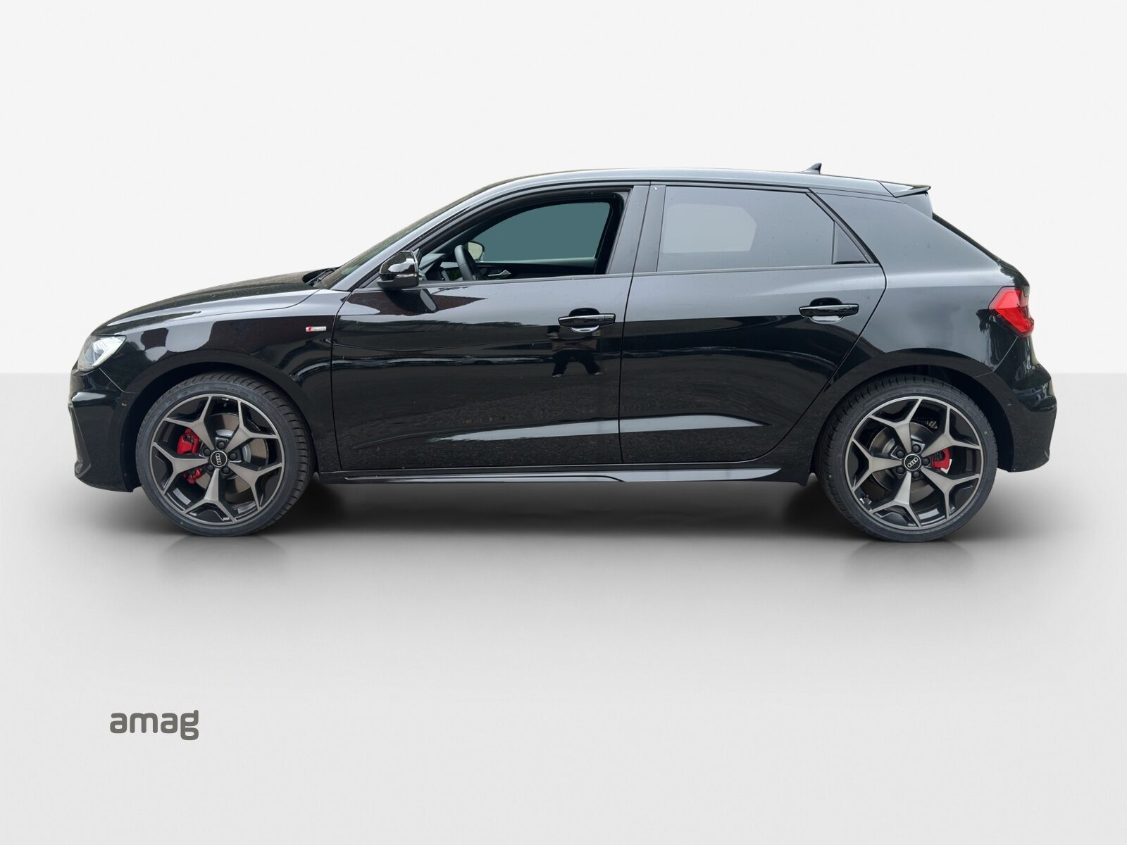 AUDI A1 Sportback 40 TFSI S line, Petrol, Second hand / Used, Automatic - 2