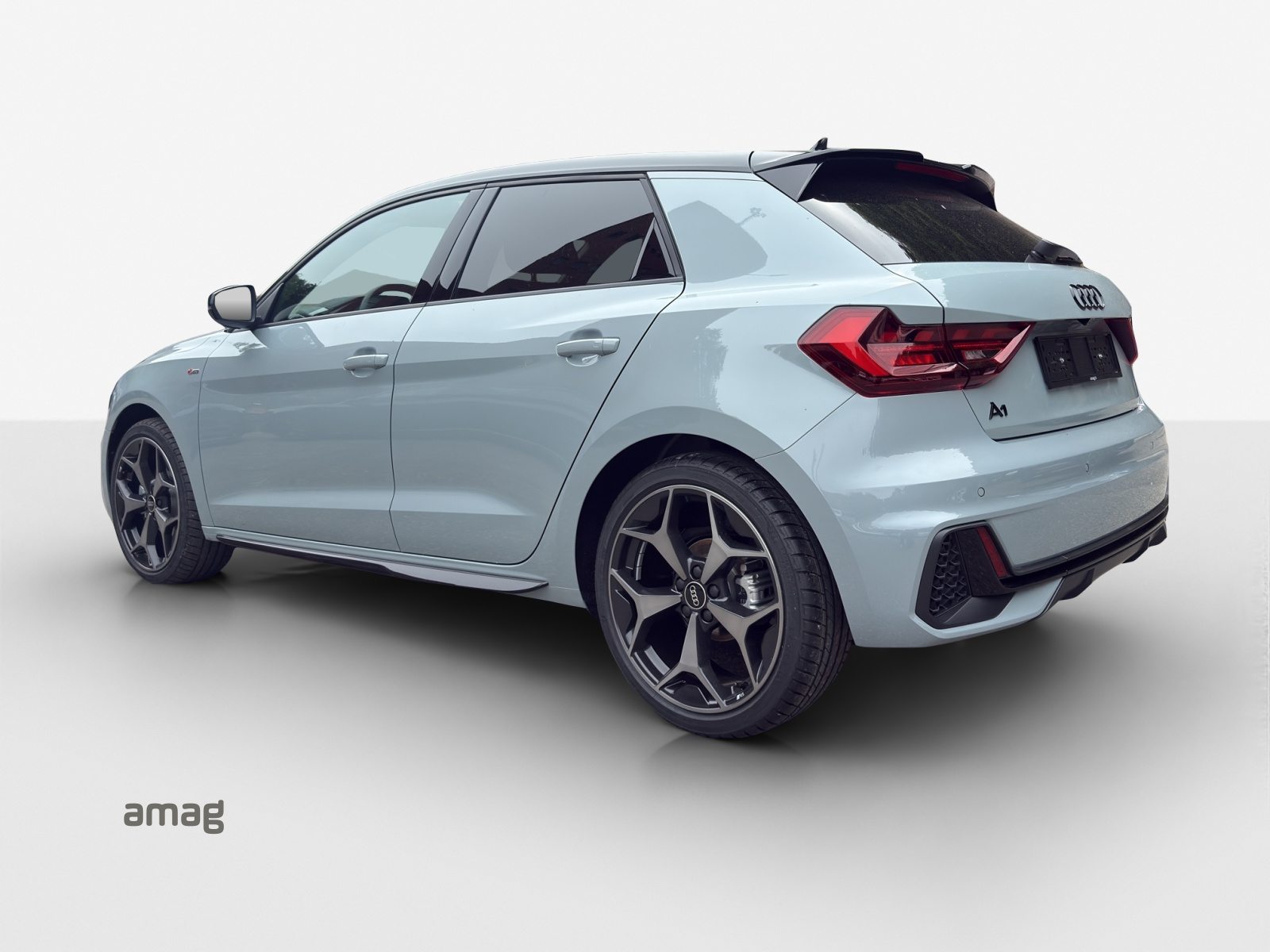 AUDI A1 Sportback 35 TFSI S line, Petrol, Second hand / Used, Automatic - 3
