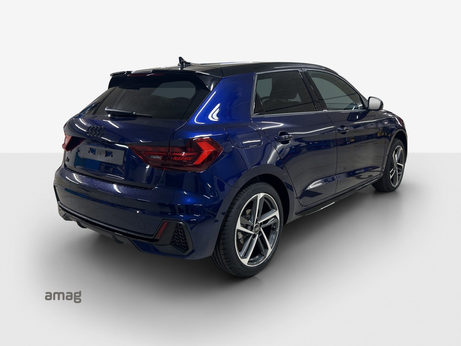 AUDI A1 Sportback 30 TFSI S line Attraction, Petrol, Second hand / Used, Automatic - 5