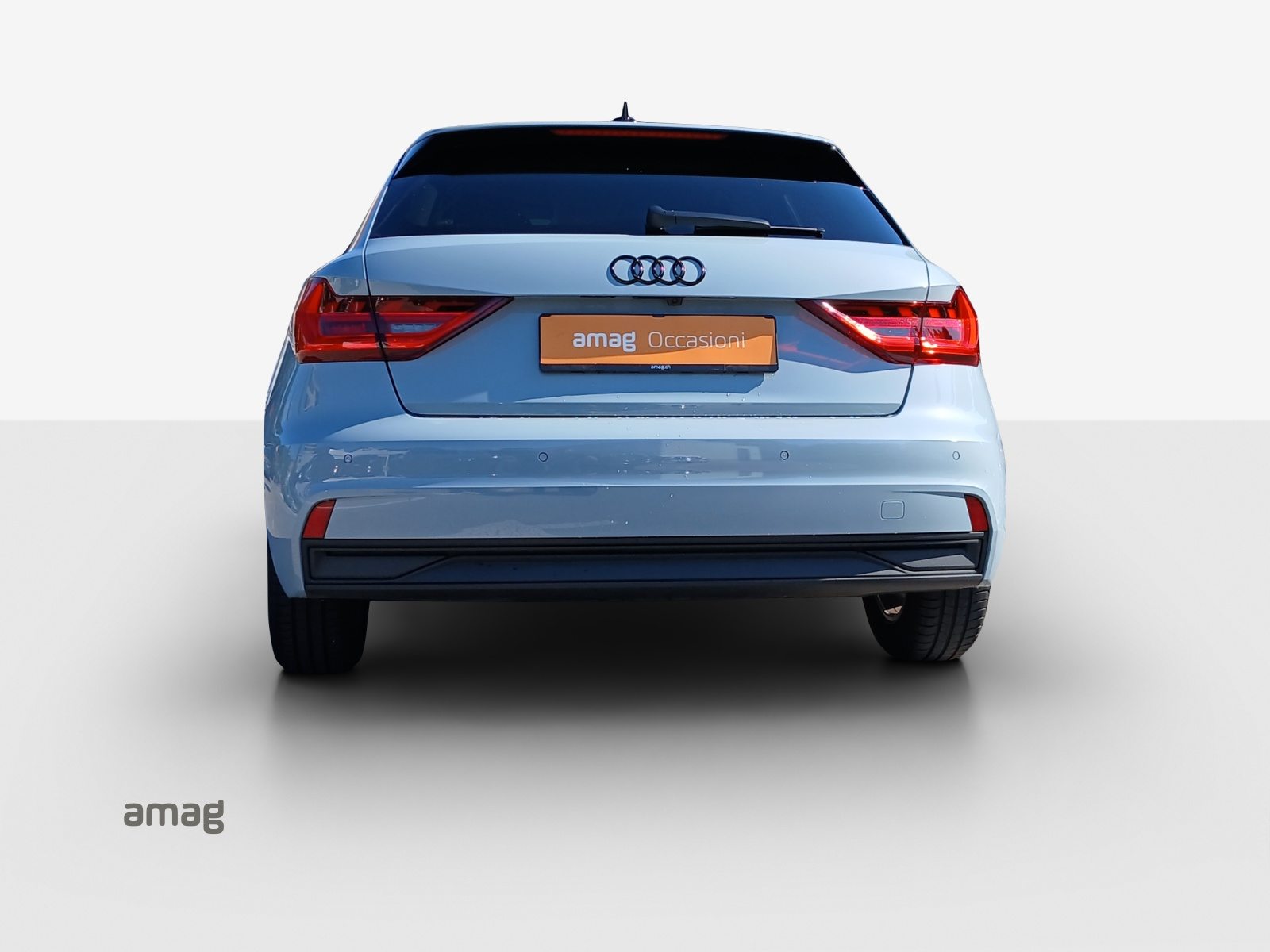 AUDI A1 Sportback 30 TFSI Attraction, Petrol, Second hand / Used, Automatic - 4