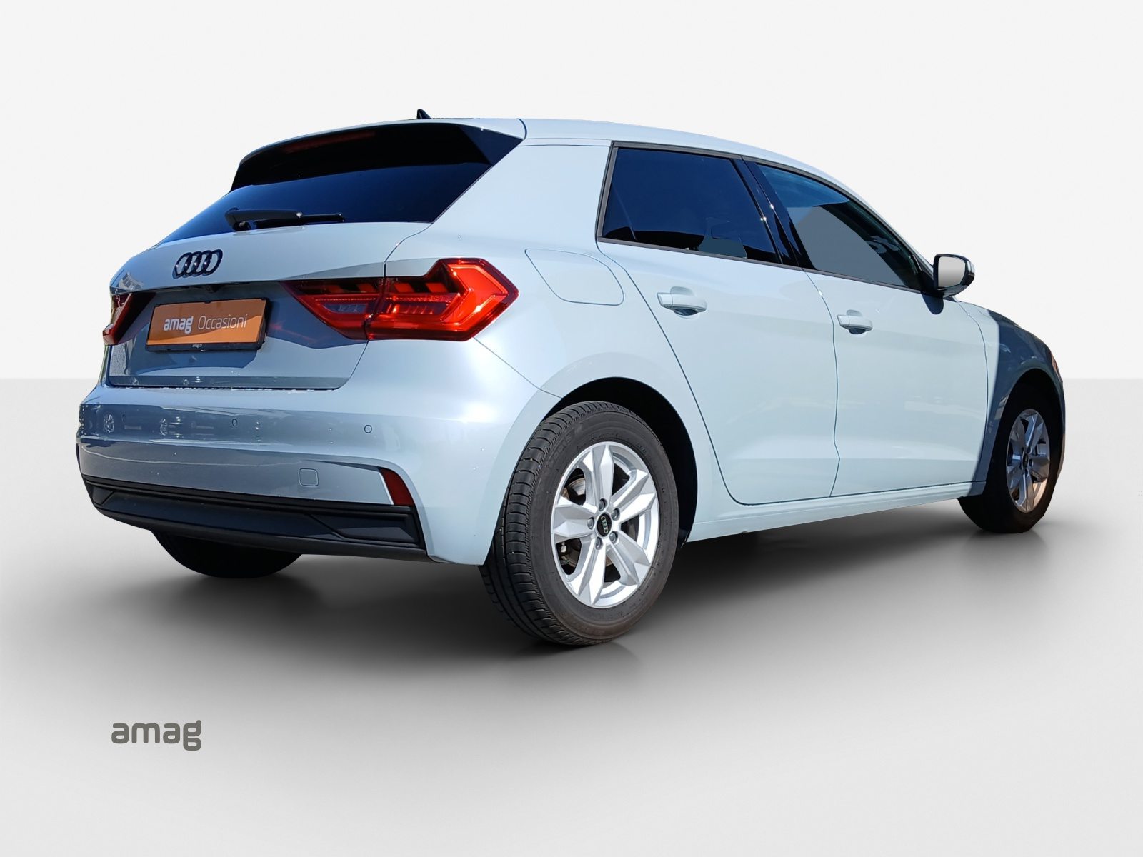 AUDI A1 Sportback 30 TFSI Attraction, Petrol, Second hand / Used, Automatic - 5