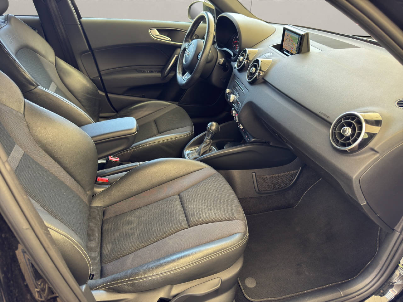 AUDI A1 Sportback 1.4 TFSI Sport S-Tronic, Benzin, Occasion / Gebraucht, Automatik - 7