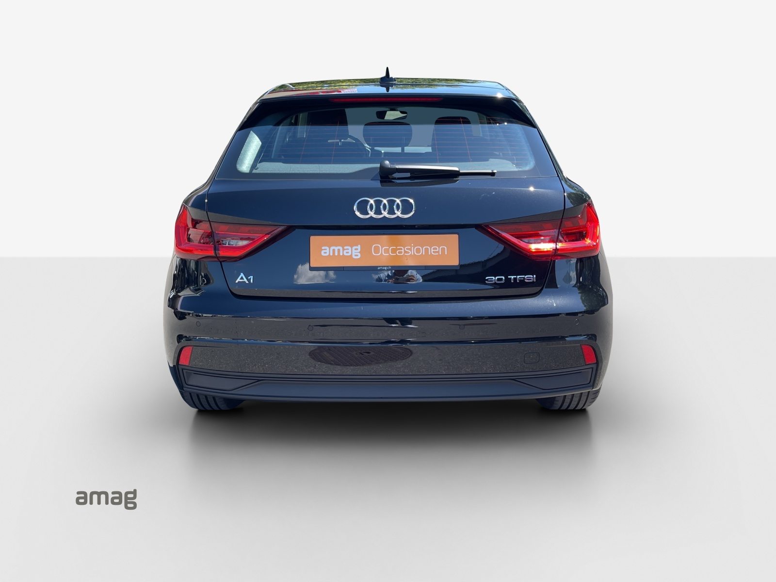 AUDI A1 Sportback 30 TFSI Attraction, Benzin, Occasion / Gebraucht, Automatik - 4